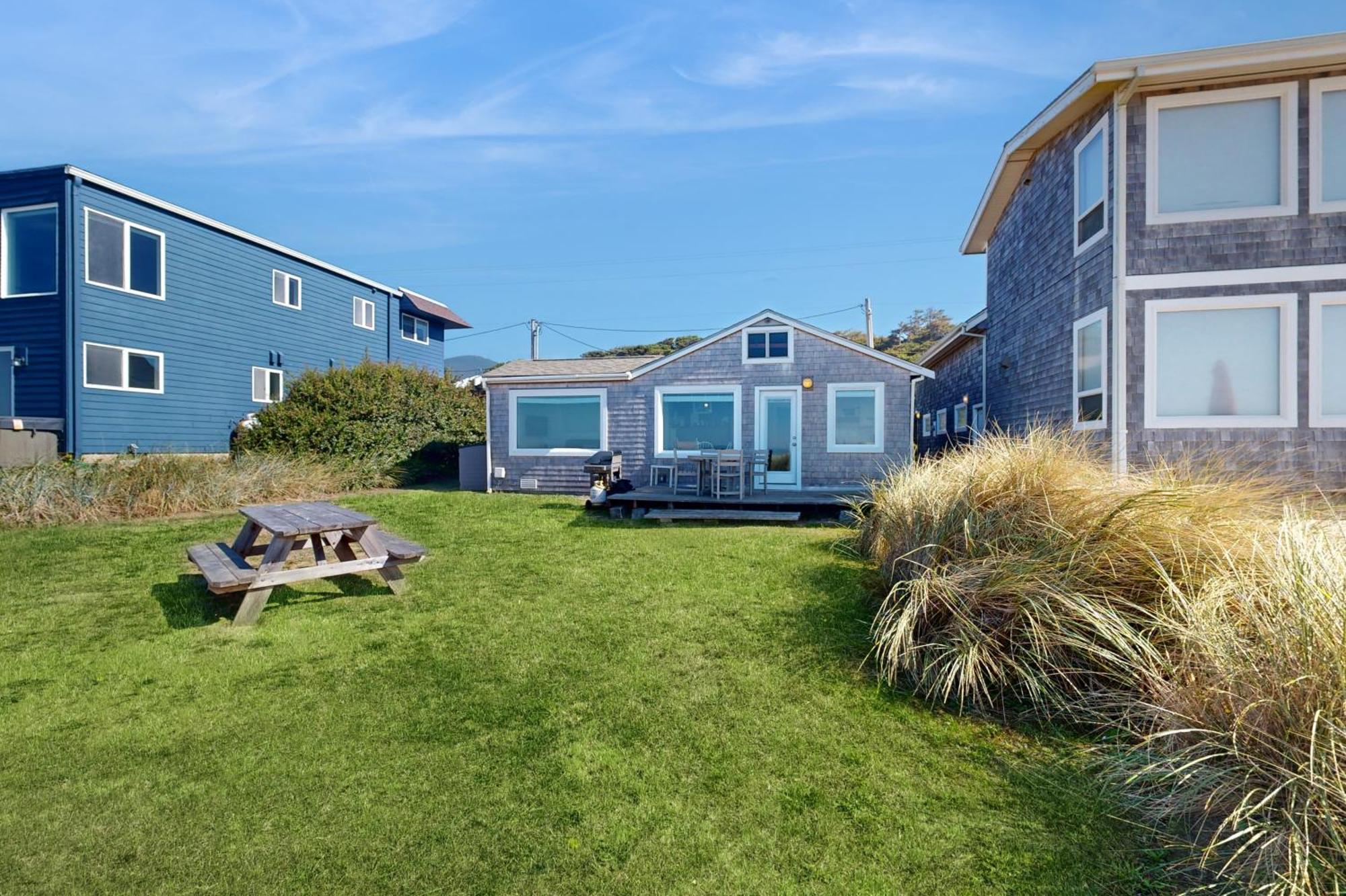 Breakers Cottage Rockaway Beach Exterior photo
